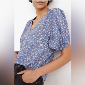 Madewell Cassidy puff sleeve top -Blue and Pink Floral Blouse